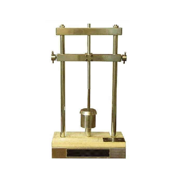 Impact test apparatus at low temperature